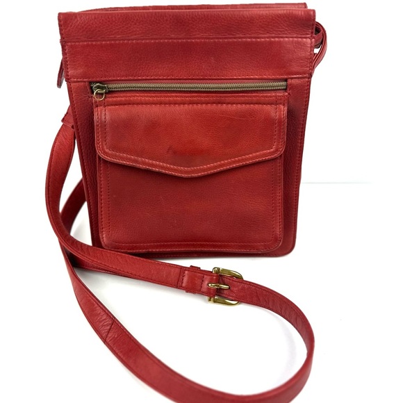 Fossil Crossbody Bag Red Leather Handbag Purse Brass Hardware NO Key Fob - Picture 1 of 12